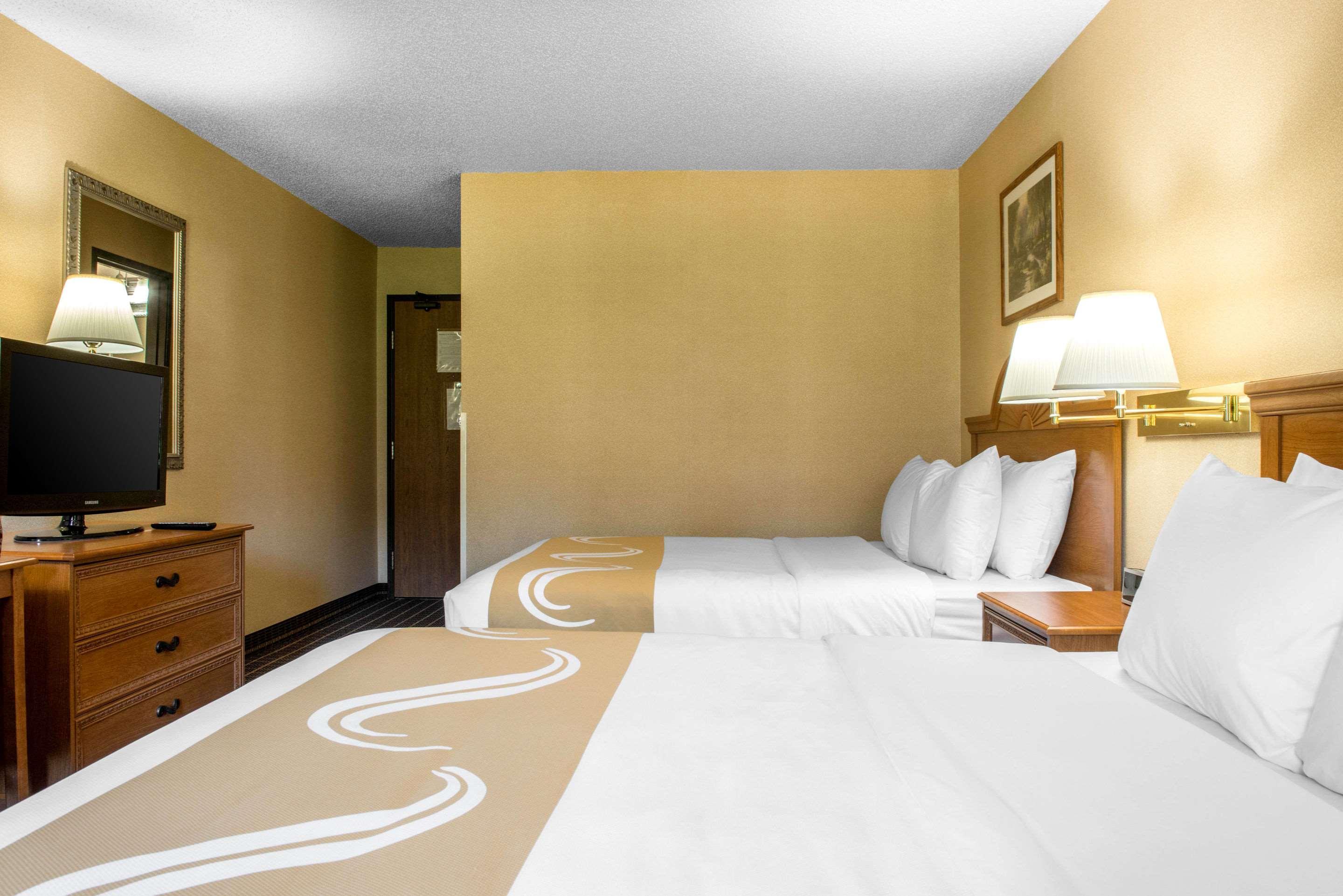 Quality Inn Meadville Exterior photo