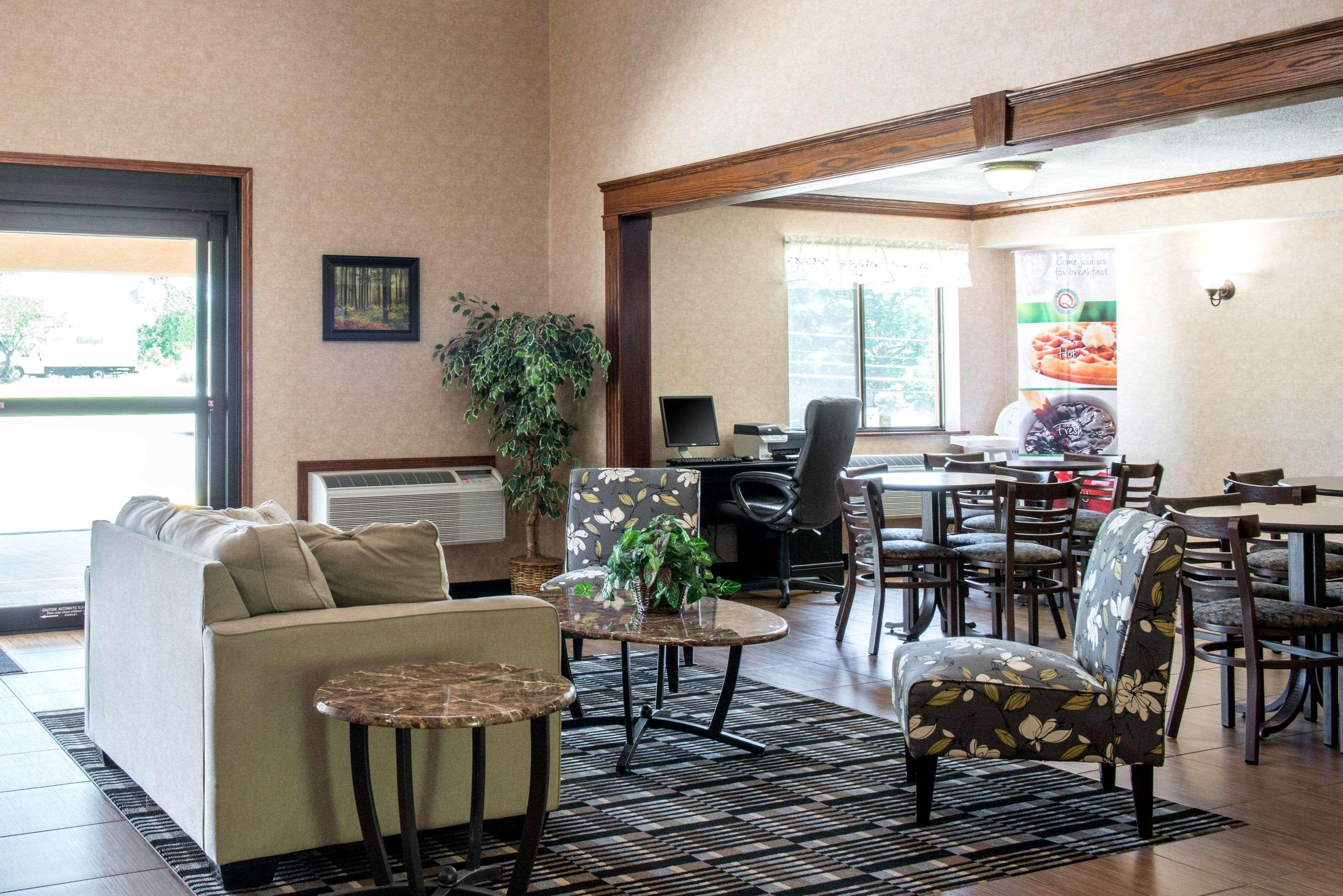Quality Inn Meadville Exterior photo